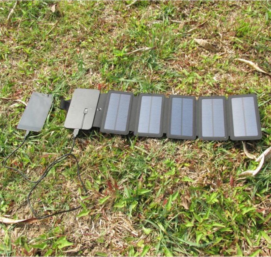 Outdoor 8W folding solar charger Direct charging collapsible solar package Off-road emergency mobile power supply - Image 2